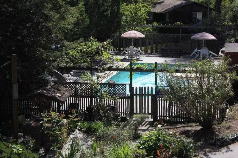 Jaye’s Timberlane Resort