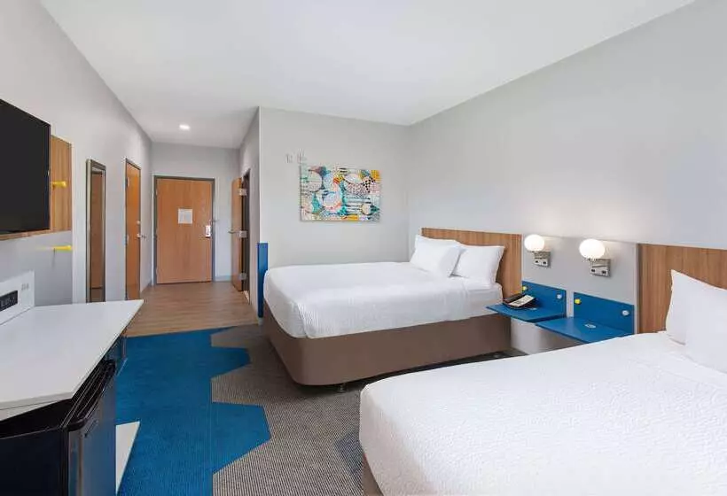 Microtel Inn And Suites By Wyndham