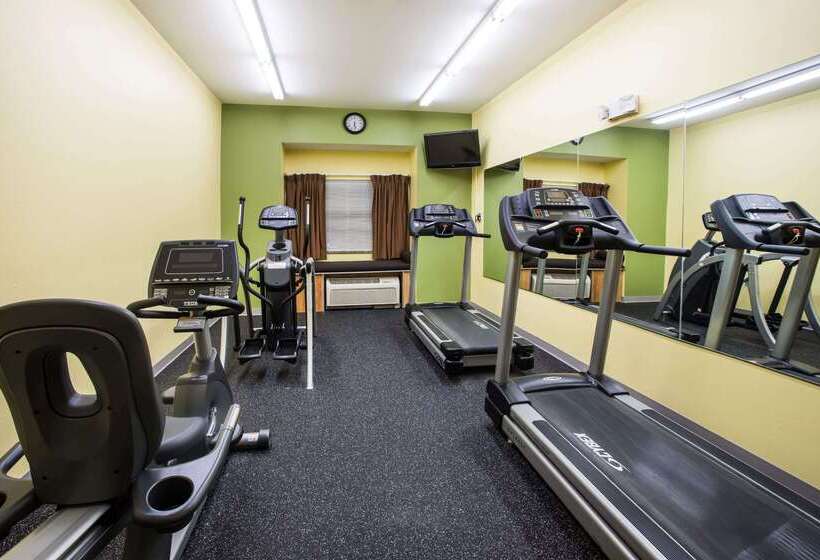 Microtel Inn And Suites By Wyndham