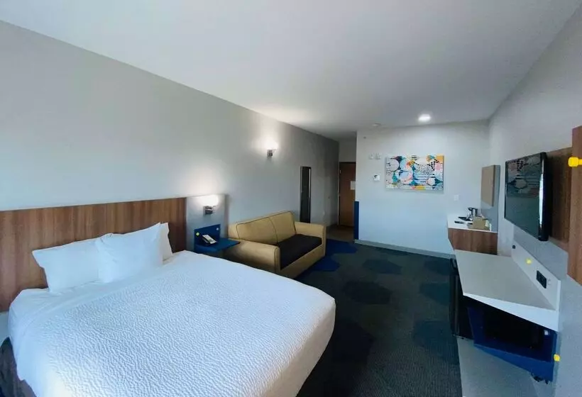 Microtel Inn And Suites By Wyndham