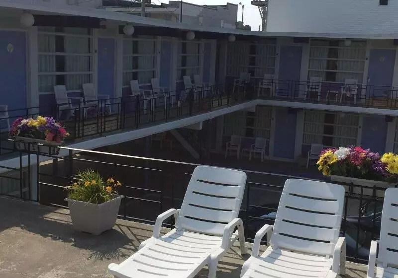 Monaco Motel  Wildwood