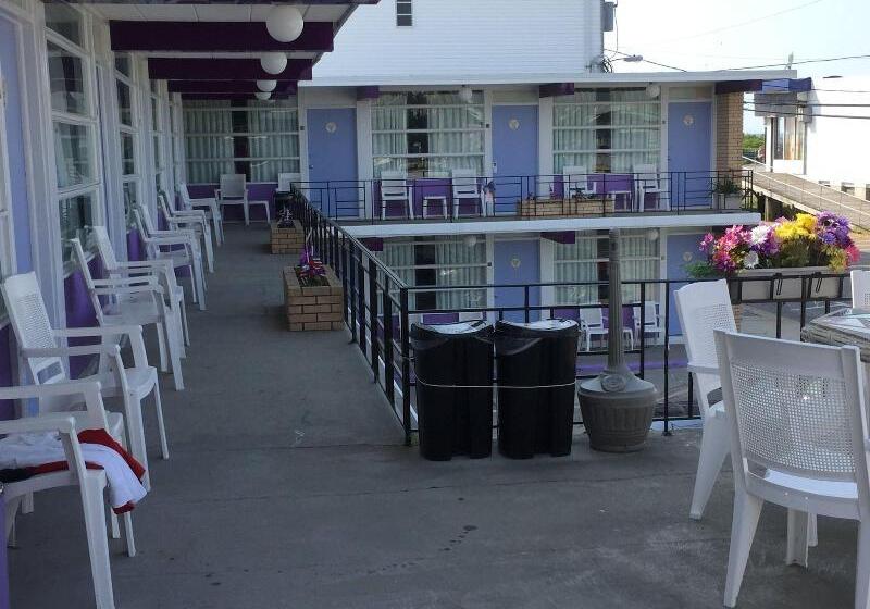 Monaco Motel  Wildwood