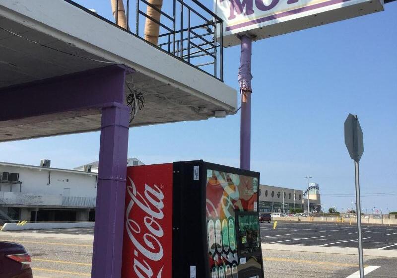 Monaco Motel  Wildwood