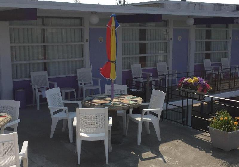 Monaco Motel  Wildwood