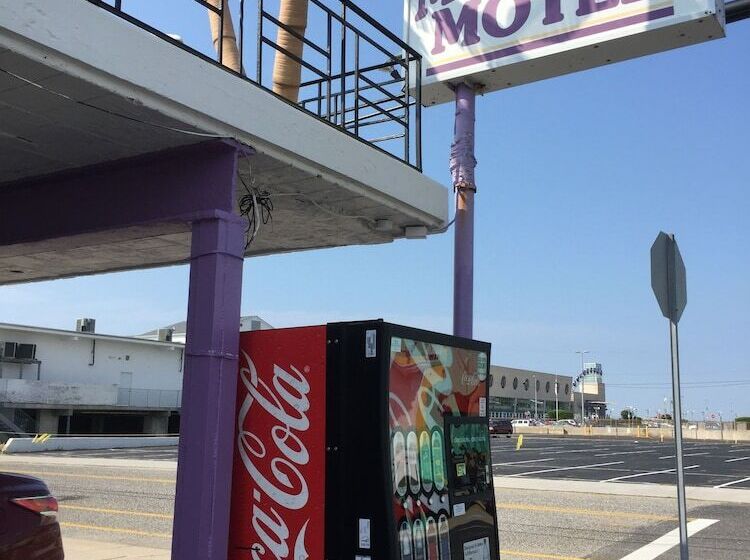 Monaco Motel  Wildwood