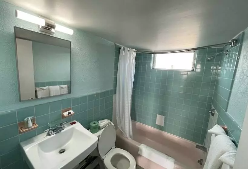 Monaco Motel  Wildwood