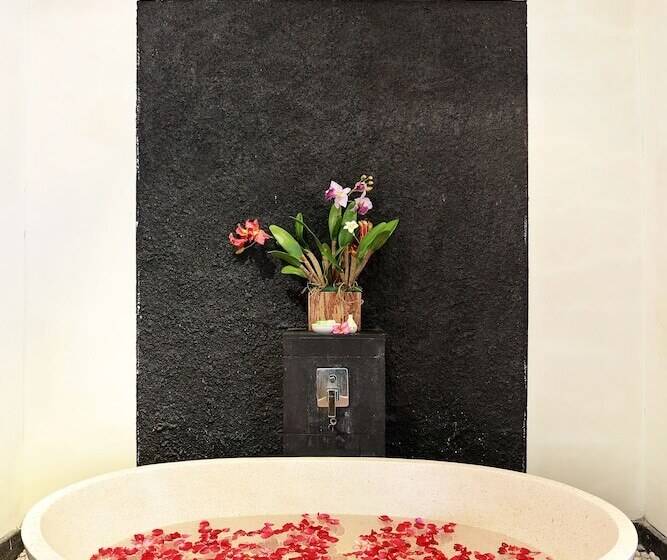 The Batu Belig Hotel & Spa