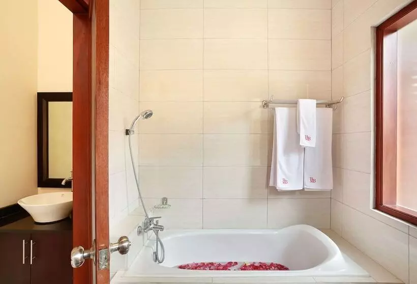 The Batu Belig Hotel & Spa