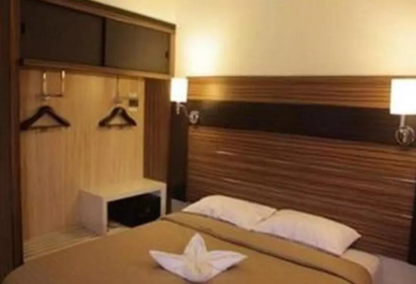 Travello Hotel Manado