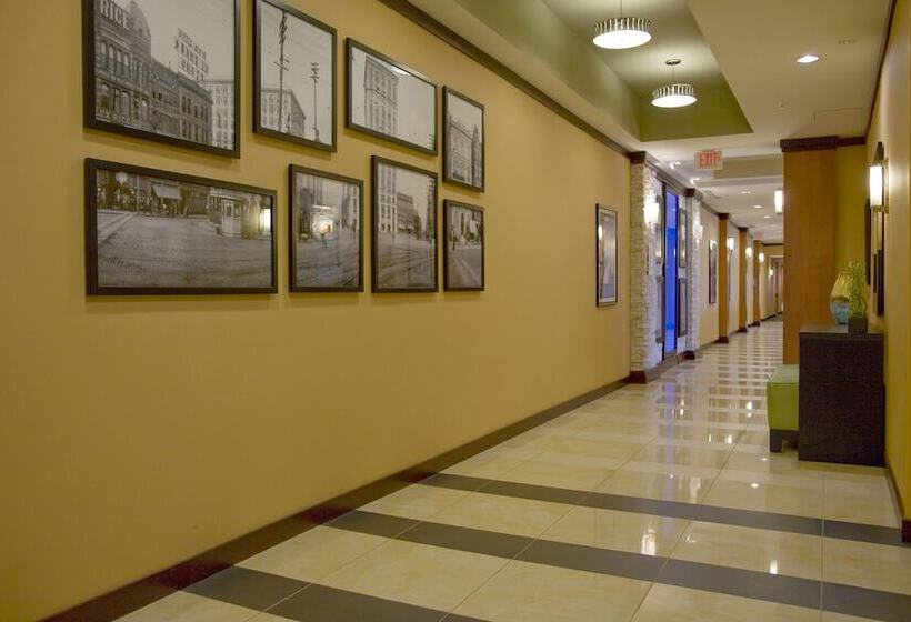 Fairfield Inn And Suites By Marriott Montgomery Eastchase