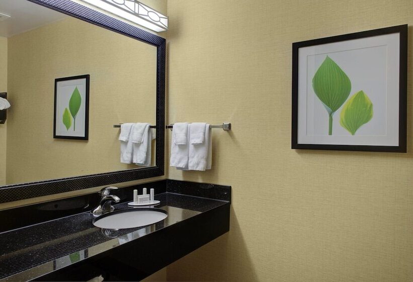 Fairfield Inn And Suites By Marriott Montgomery Eastchase