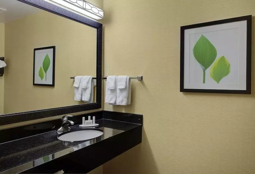 Fairfield Inn And Suites By Marriott Montgomery Eastchase