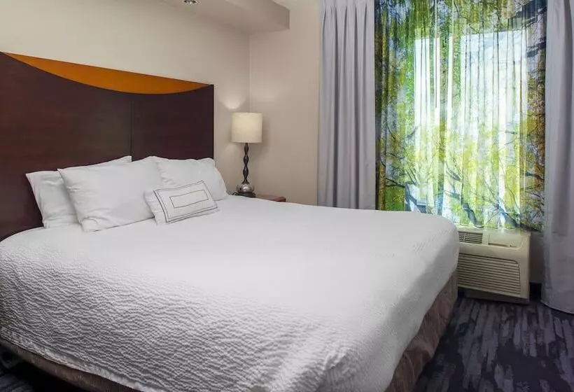 Fairfield Inn And Suites By Marriott Montgomery Eastchase