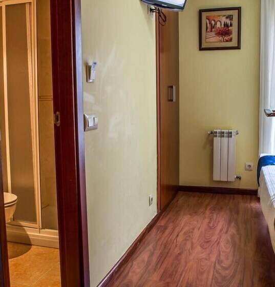 Hostal Hotil Coruña Centro