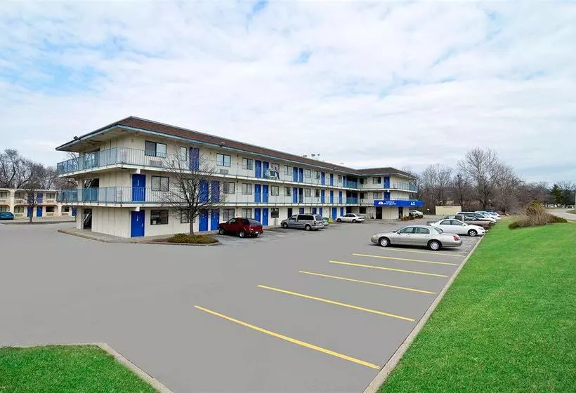 호텔 Americas Best Value Inn & Suites-Bridgeton St. Louis
