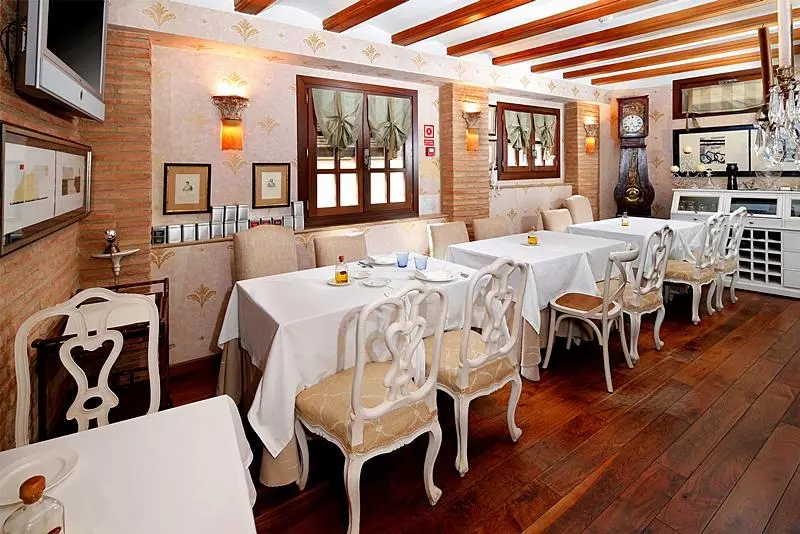 Отель Boutique Maribel