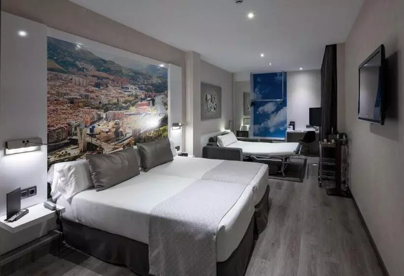 Отель Catalonia Gran Via Bcn