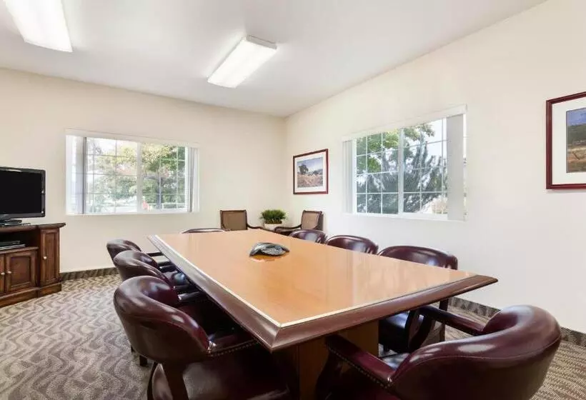 酒店 Comfort Inn & Suites Susanville