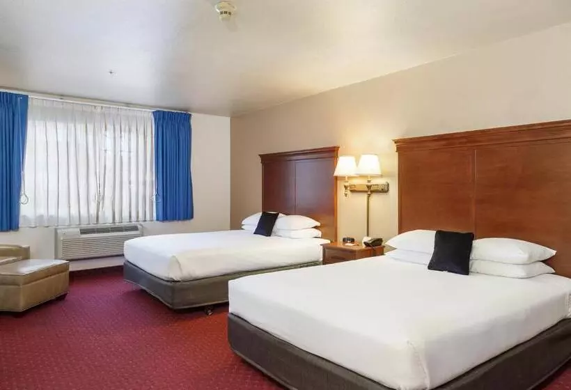 酒店 Comfort Inn & Suites Susanville