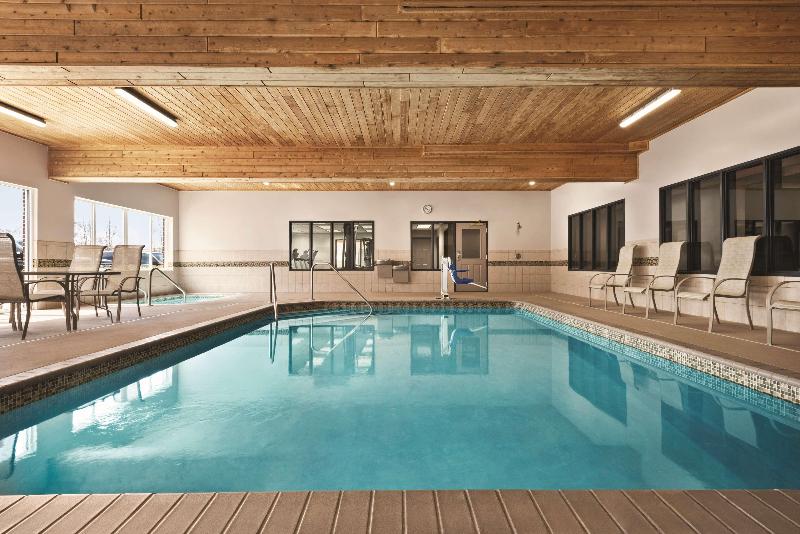 فندق Country Inn & Suites By Radisson, Marinette, Wi