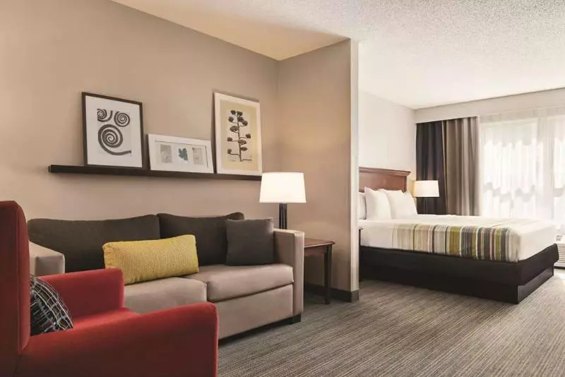 Отель Country Inn & Suites By Radisson, Marinette, Wi