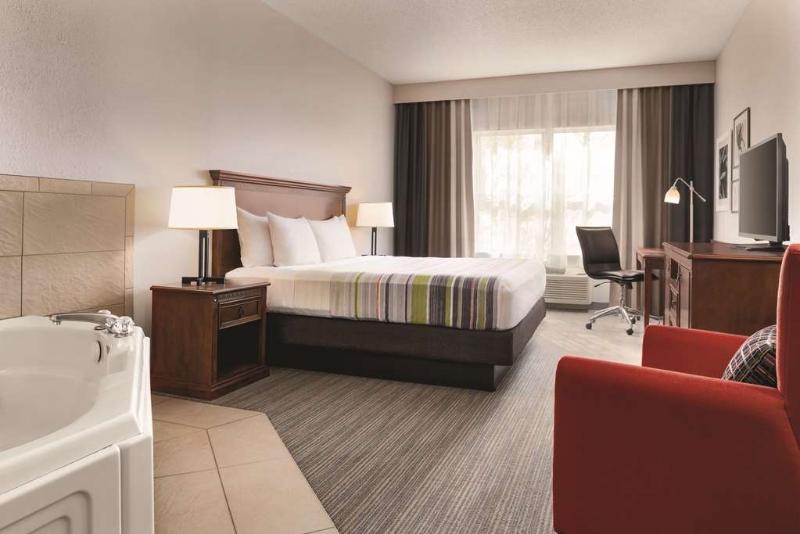 فندق Country Inn & Suites By Radisson, Marinette, Wi