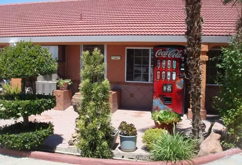 酒店 Economy Inn Los Banos