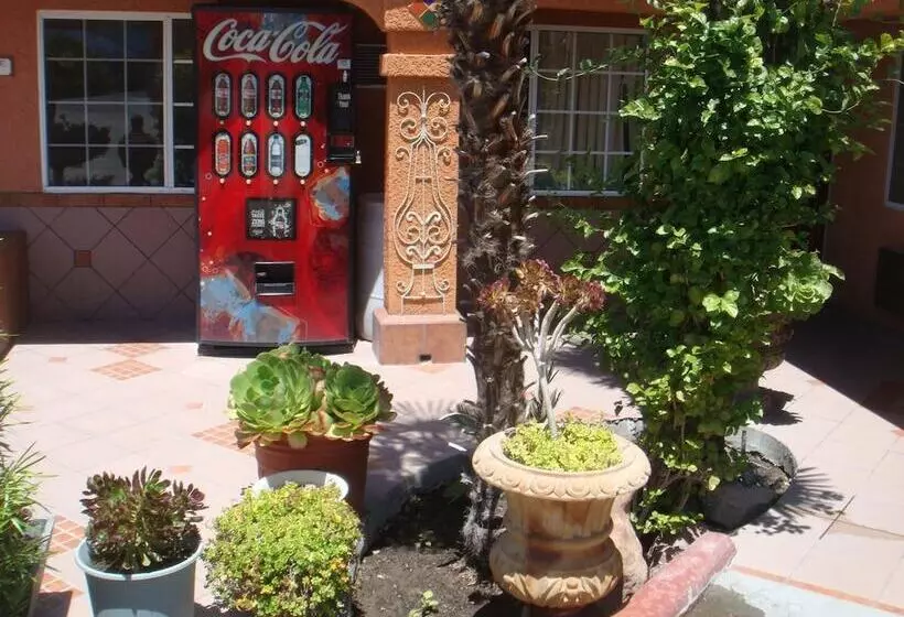 酒店 Economy Inn Los Banos