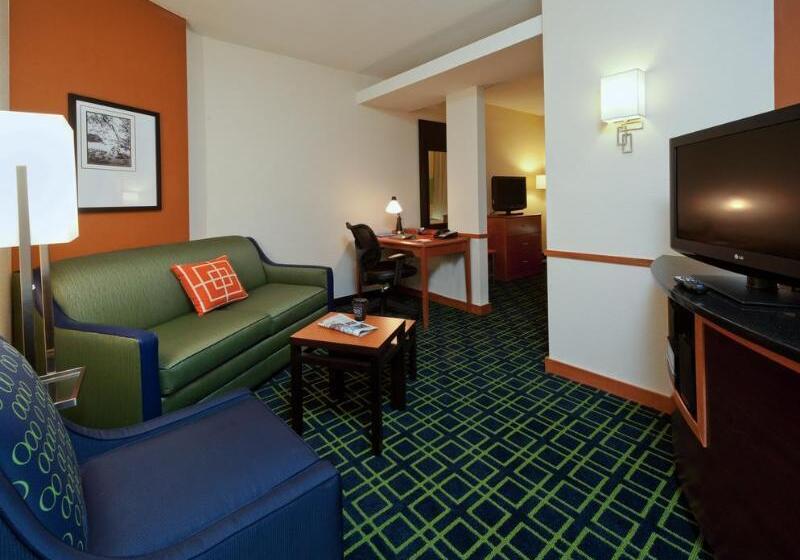 فندق Fairfield Inn & Suites By Marriott Tallahassee Central