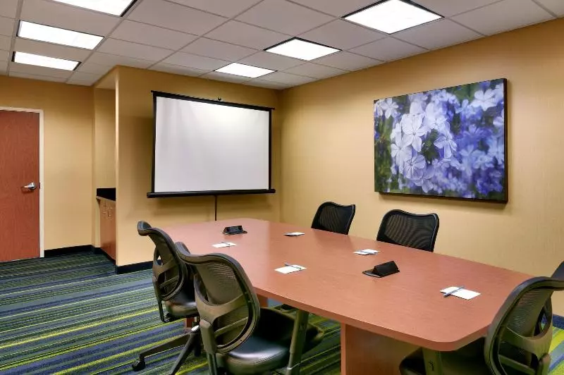 ホテル Fairfield Inn & Suites By Marriott Tallahassee Central
