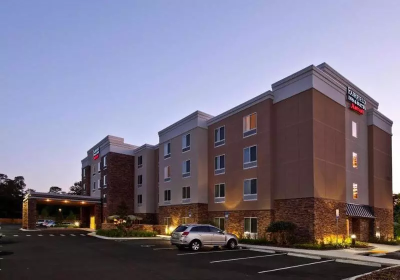 ホテル Fairfield Inn & Suites By Marriott Tallahassee Central