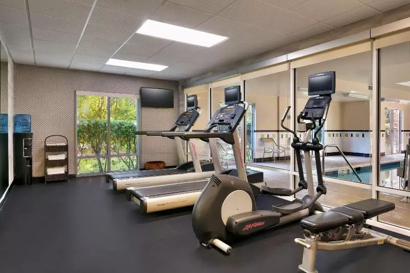 ホテル Fairfield Inn & Suites By Marriott Tallahassee Central