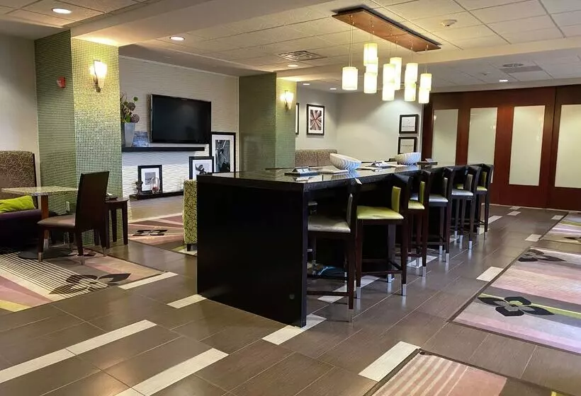 酒店 Hampton Inn By Hilton Leesville Fort Johnson