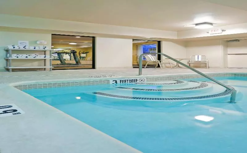 Holiday Inn Express Hotel & Suites Clifton Park, An Ihg
