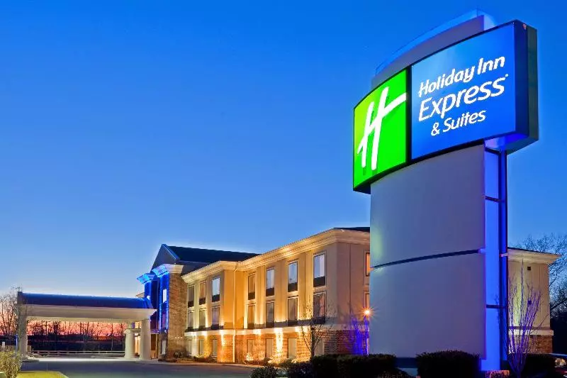 Holiday Inn Express Hotel & Suites Clifton Park, An Ihg