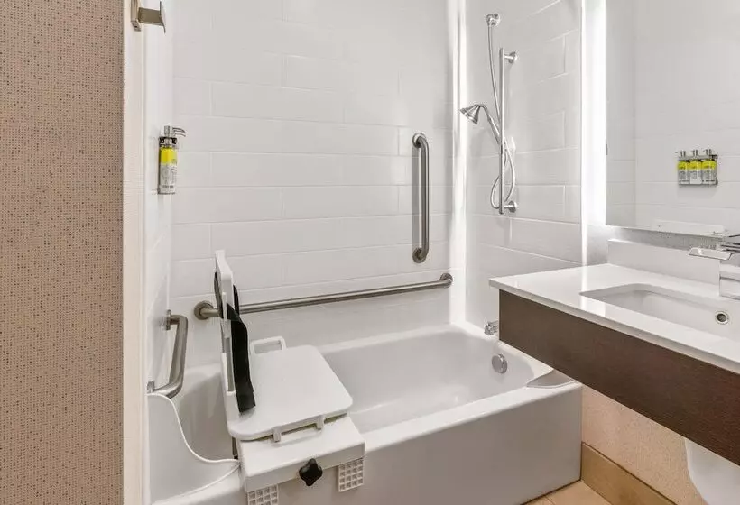 فندق Holiday Inn Express & Suites Klamath Falls Central, An Ihg