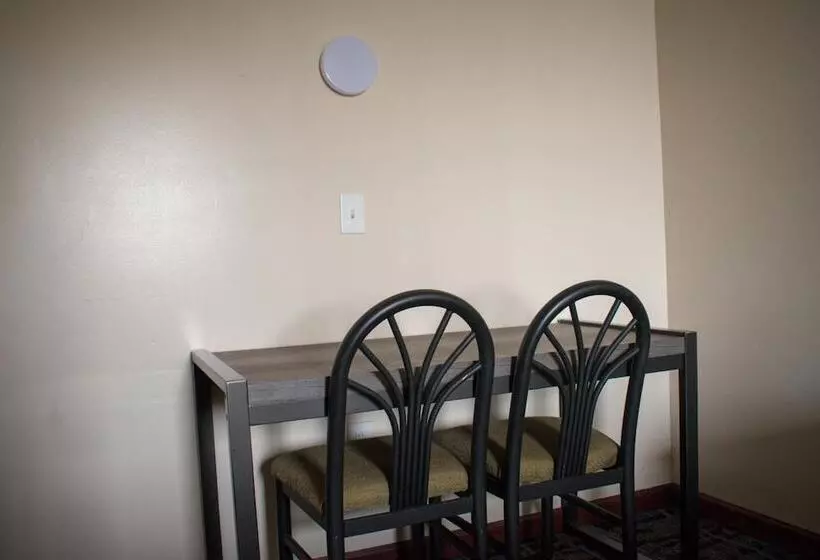 ホテル Inn Of Lenoir Motor Lodge