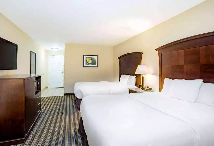 酒店 La Quinta By Wyndham Fowler