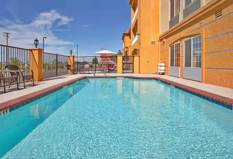 酒店 La Quinta By Wyndham Fowler