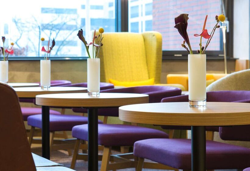 בית מלון כפרי Park Inn By Radisson Amsterdam Airport Schiphol