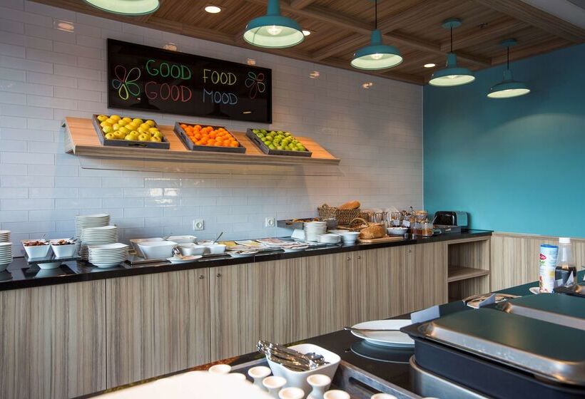 בית מלון כפרי Park Inn By Radisson Amsterdam Airport Schiphol