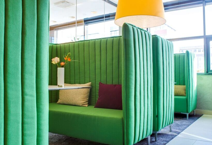 בית מלון כפרי Park Inn By Radisson Amsterdam Airport Schiphol