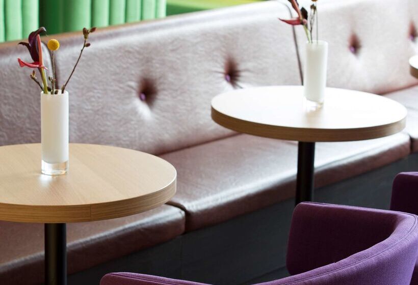 בית מלון כפרי Park Inn By Radisson Amsterdam Airport Schiphol