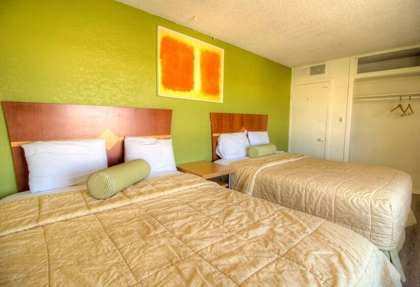 Отель Ridgecrest An Extended Stay Studios