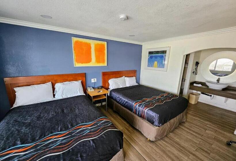 Отель Ridgecrest An Extended Stay Studios