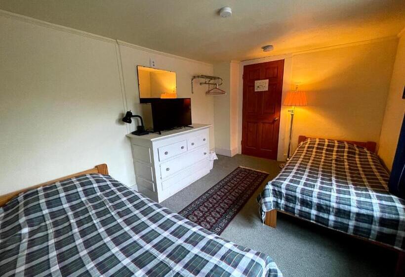 酒店 The Riverside Inn