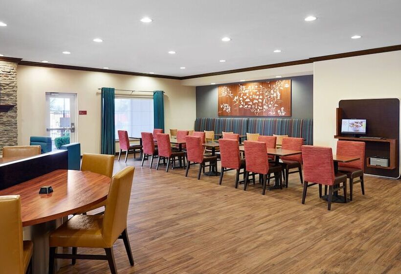 فندق Towneplace Suites By Marriott Midland