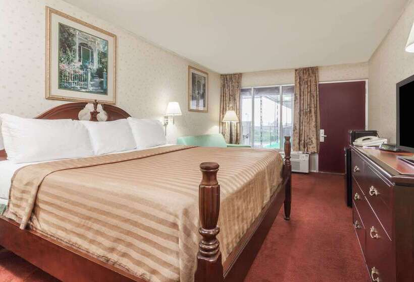 酒店 Travelodge By Wyndham Seymour