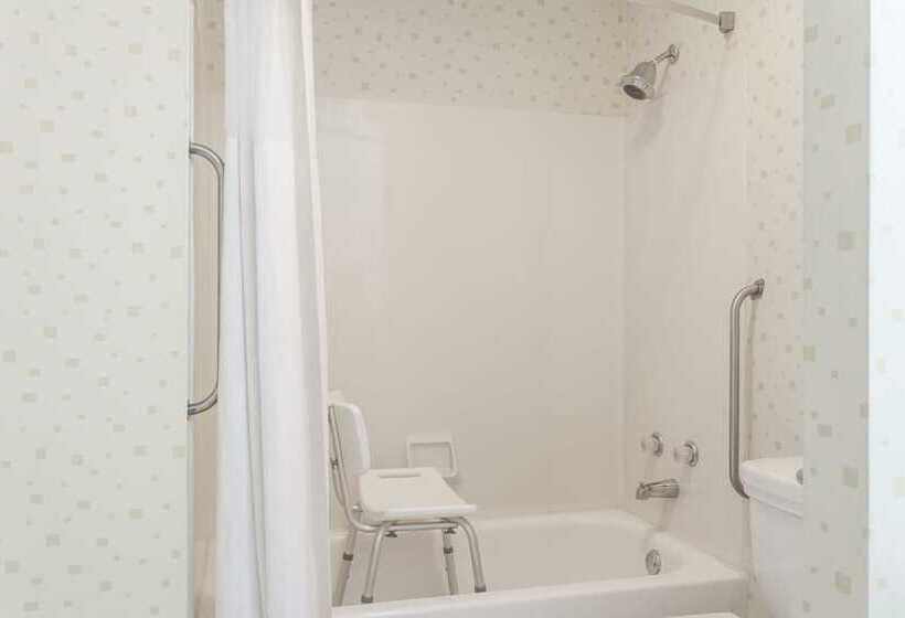 酒店 Travelodge By Wyndham Seymour