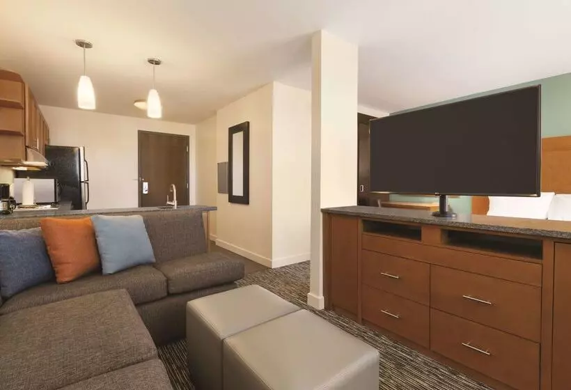 Hyatt House Denver Airport